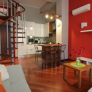 Italianway-s.m. Fontana , Milano Italia